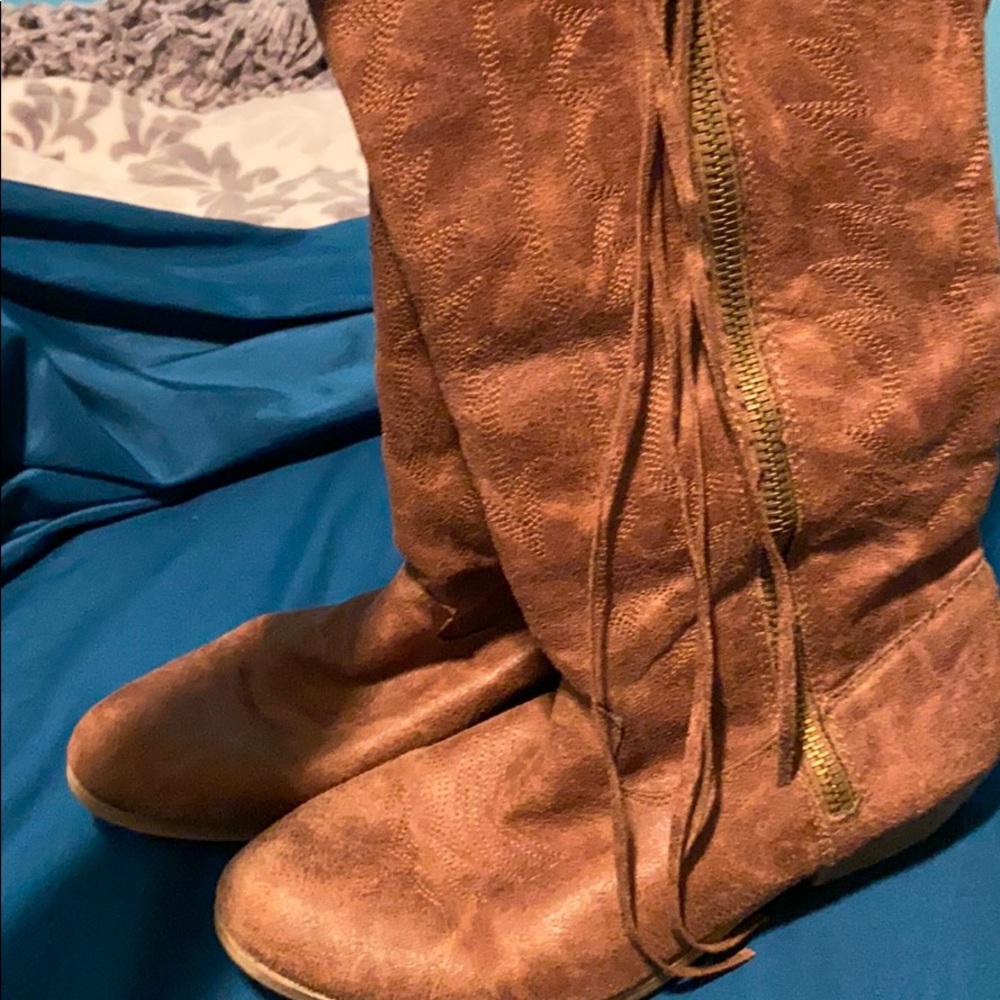 Brown Boots!